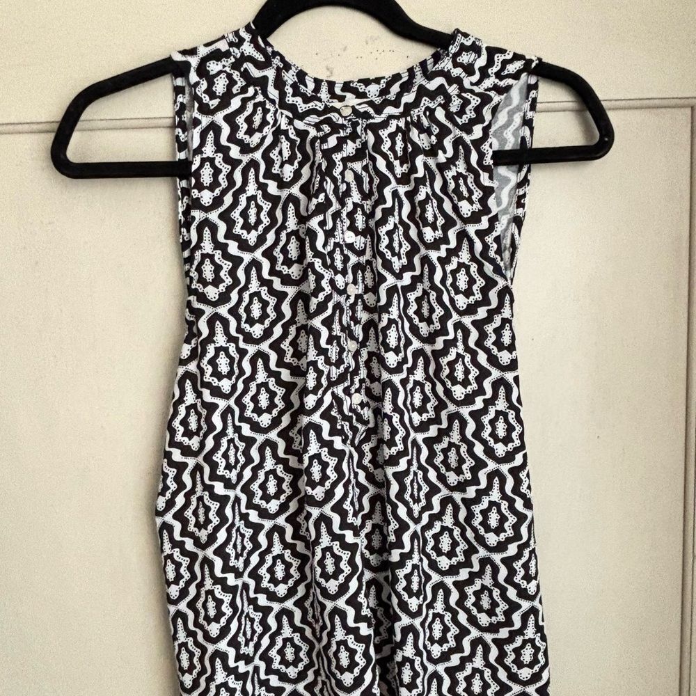 LOFT Black White Print Sleeveless Blouse Med - Picture 10 of 10
